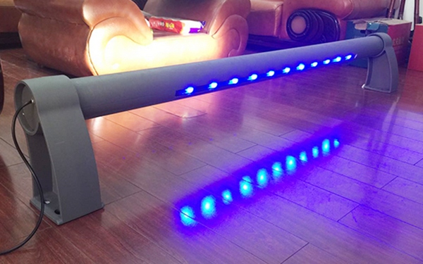 LED燈光護欄